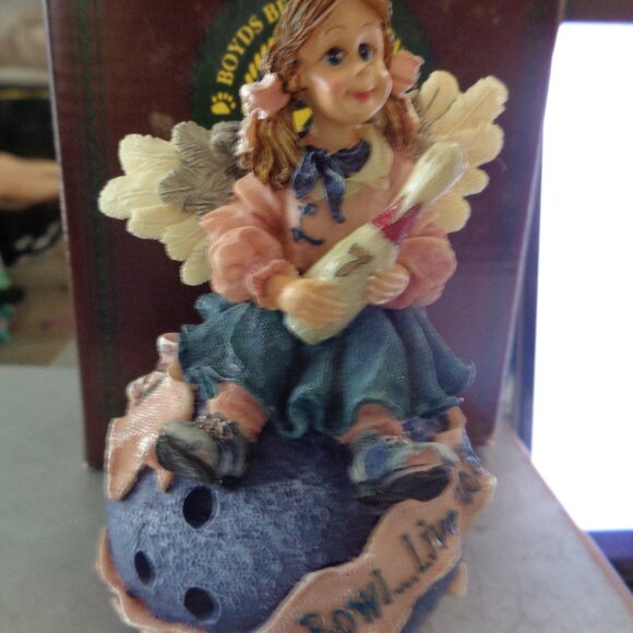 Boyds Collection Bears & Friends Laverne On Strike Bowling Ornament - Picture 1 of 1